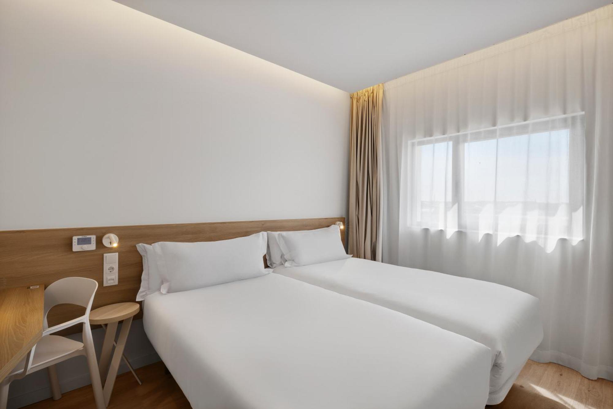 B&B Hotel Виана-ду-Каштелу Экстерьер фото