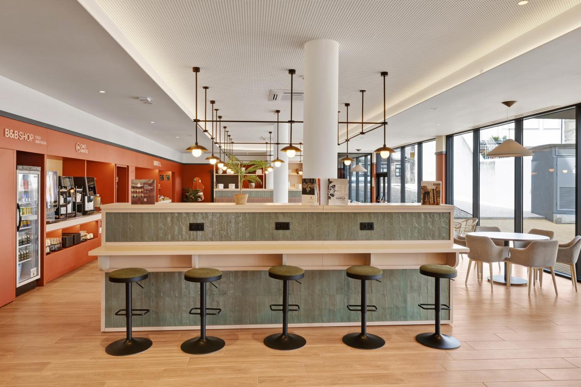 B&B Hotel Виана-ду-Каштелу Экстерьер фото